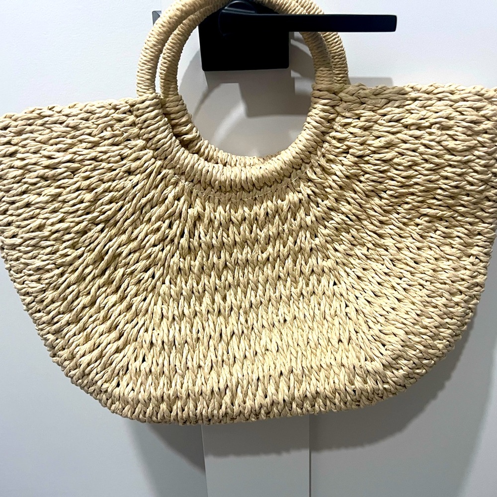 Woven straw handbag.  Beige natural boho vacation medium tote.